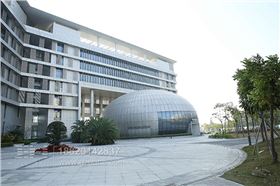 深圳海濱醫院-鋁單板鋁方通-2.jpg