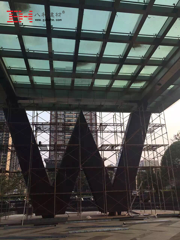 湖南運(yùn)達(dá)中央廣場(chǎng)-八和建材鋁質(zhì)瓦楞板 湖南運(yùn)達(dá)中央廣場(chǎng)-八和建材鋁質(zhì)瓦楞板